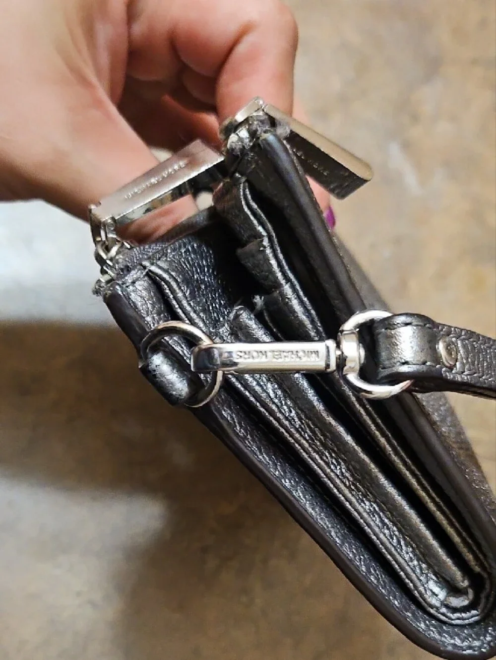 Michael Kors Metallic Pebbled Wristlet - Silver Pewter